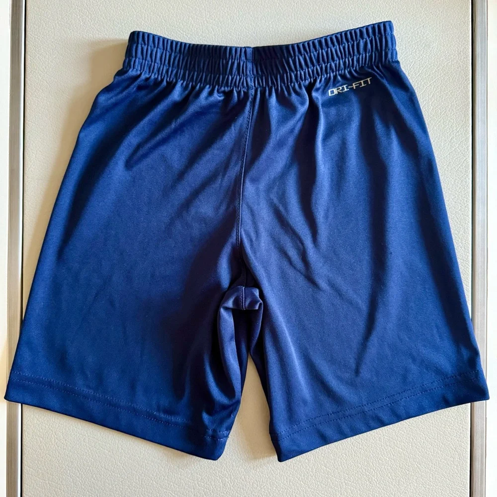 NIKE - Kids' 2 piece short-sleeved shirt & shorts | matching set | drifit | EUC - Picture 5 of 8